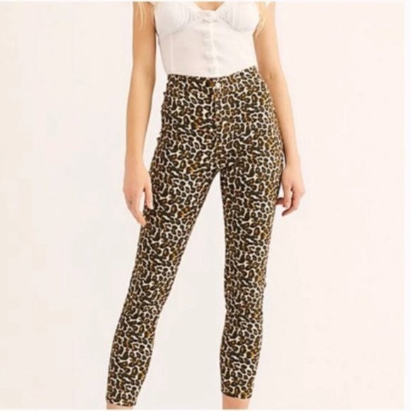 Free People Leopard Print Skinny Jeans NWOT - Picture 1 of 6